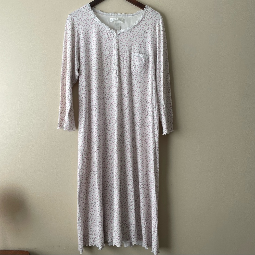 EILEEN WEST Longsleeve Floral Nightgown Women's L 100% Cotton Lettuce Hem